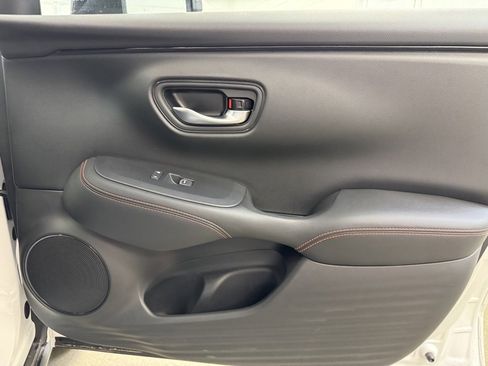 Used 2025 Honda HR-V Sport image 23