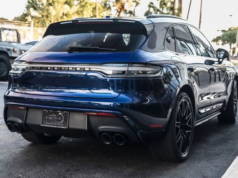 Used 2022 Porsche Macan GTS AWD/4WD image 12