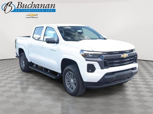 New 2026 Chevrolet Colorado LT w/ LT Convenience Package AWD/4WD image 1