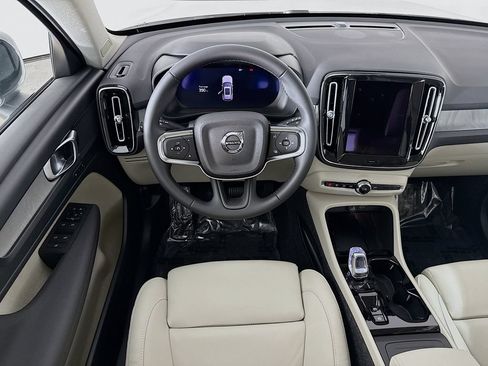 Certified 2026 Volvo XC40 B5 Plus w/ Protection Package Premier AWD/4WD image 22