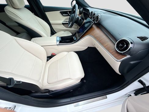 Used 2024 Mercedes-Benz C 300 C 300 image 16