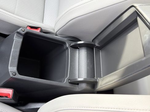 Used 2019 Volkswagen Tiguan SEL image 49