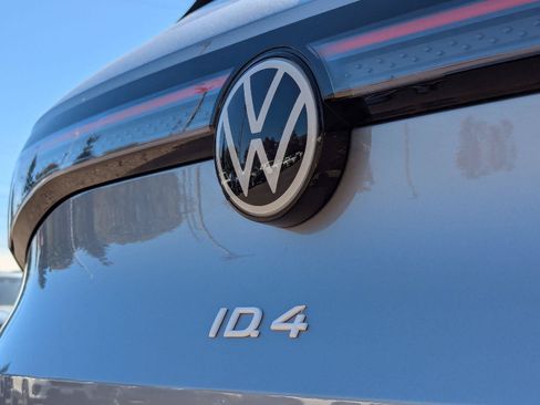 Used 2023 Volkswagen ID.4 Pro S AWD/4WD image 32