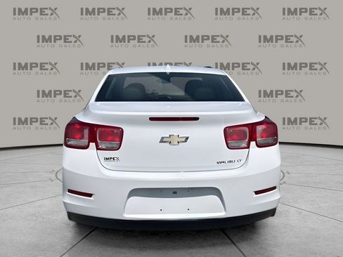 Used 2013 Chevrolet Malibu LT FWD image 4
