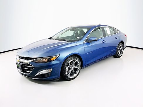 Used 2024 Chevrolet Malibu LT image 3