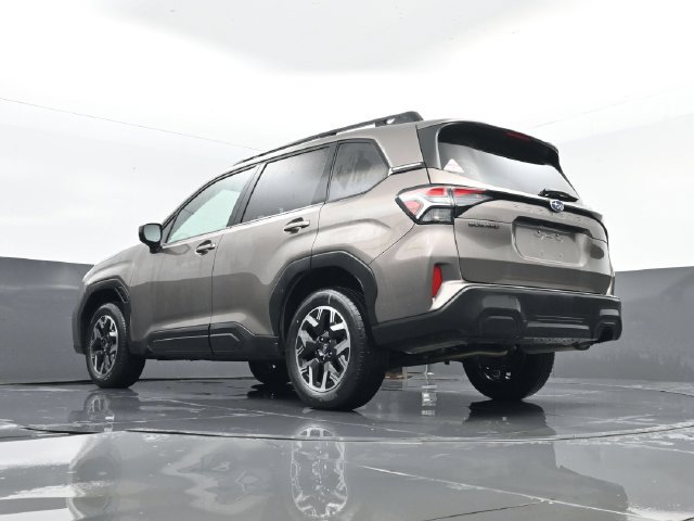 Used 2025 Subaru Forester Premium AWD/4WD image 25