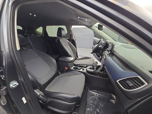 Used 2023 Kia Seltos S FWD image 50