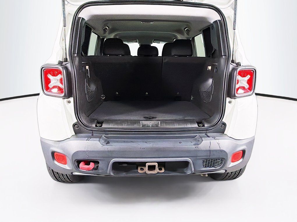 Used 2016 Jeep Renegade Trailhawk AWD/4WD image 25