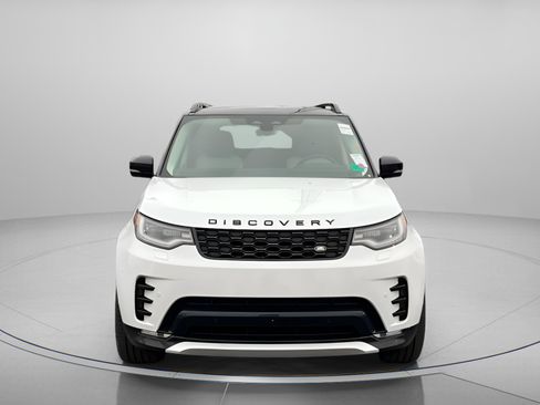 Certified 2025 Land Rover Discovery Dynamic SE image 7