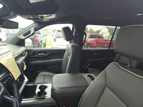 Used 2026 GMC Yukon Elevation w/ LPO, Floor Liner Package AWD/4WD image 20