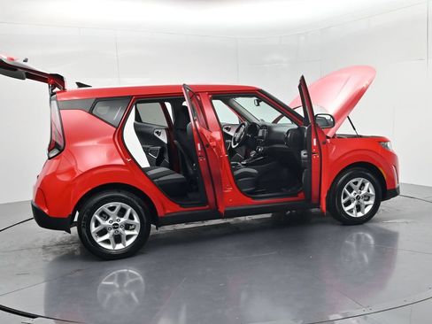Certified 2024 Kia Soul S FWD image 53