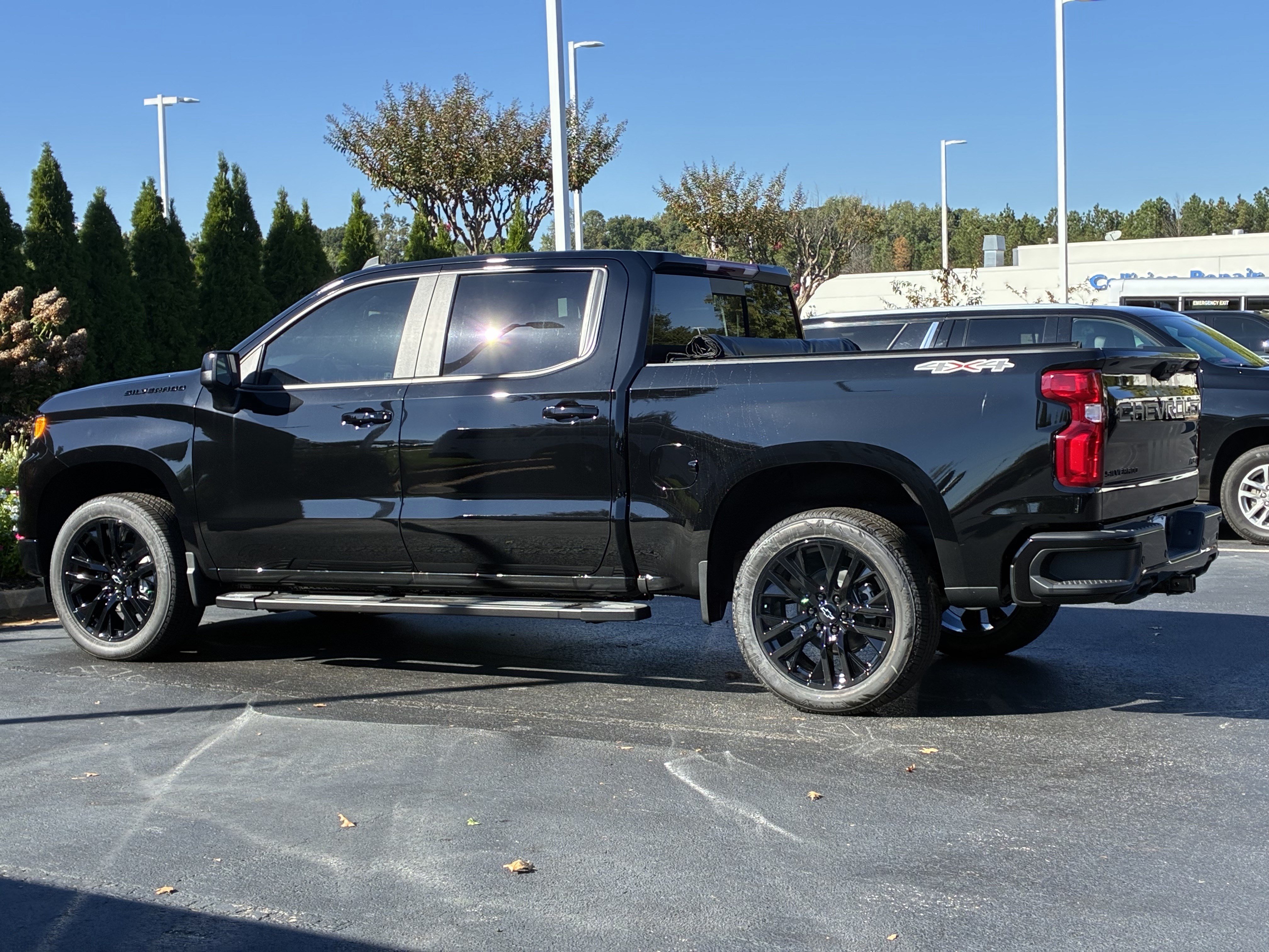 New 2026 Chevrolet Silverado 1500 RST AWD/4WD image 9