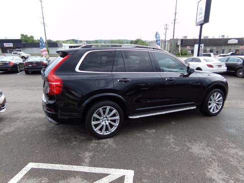 Used 2016 Volvo XC90 T6 Momentum w/ Momentum Plus Package image 5