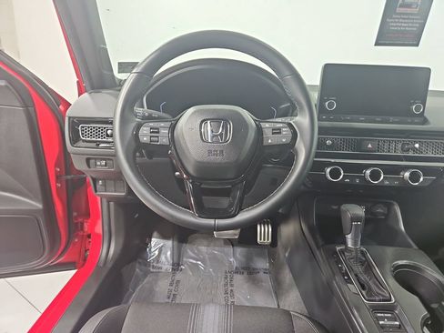 Used 2025 Honda Civic Sport image 13