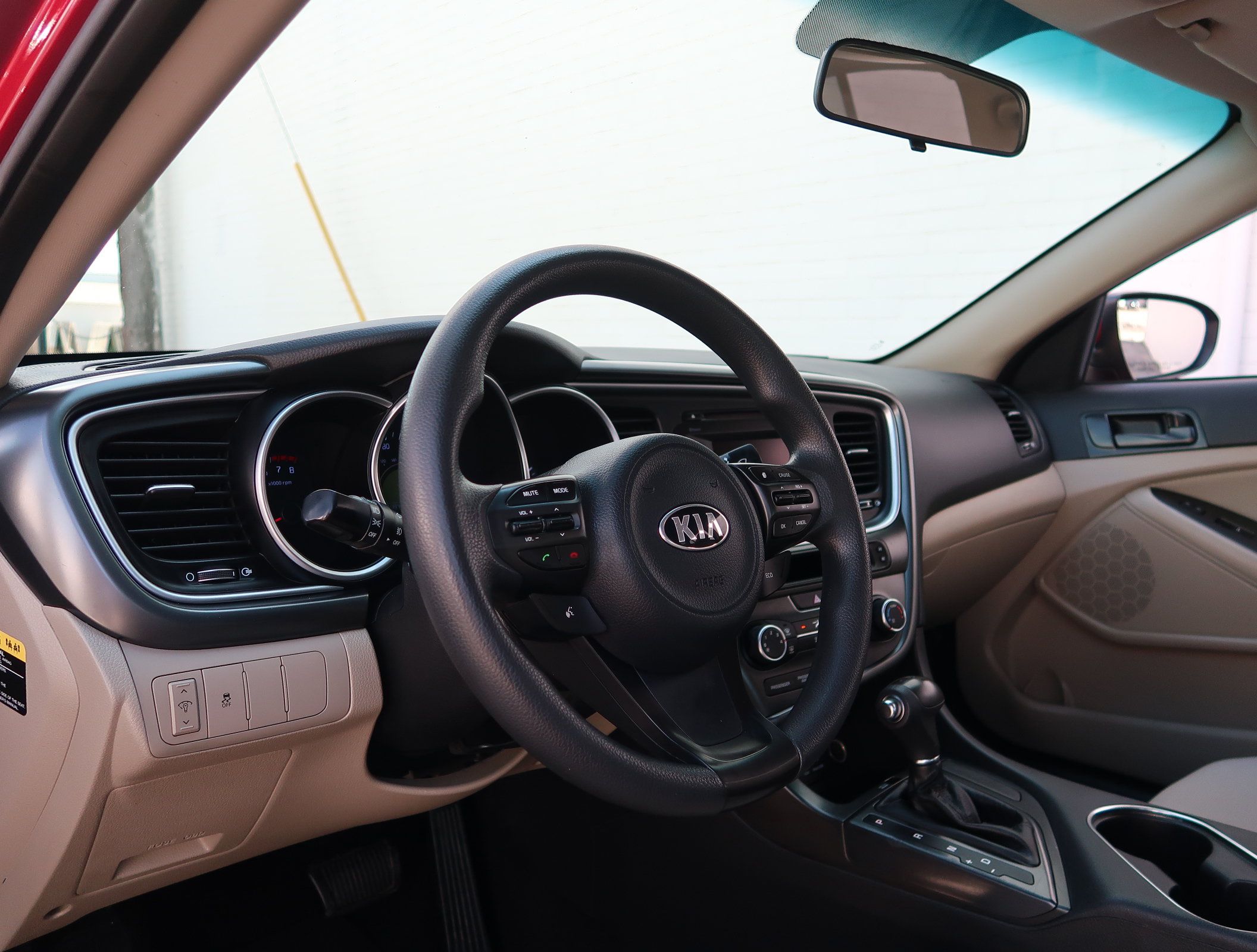 Used 2015 Kia Optima LX FWD image 20