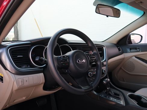 Used 2015 Kia Optima LX FWD image 20