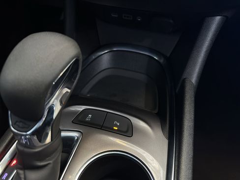 Used 2024 Chevrolet Malibu LT image 26