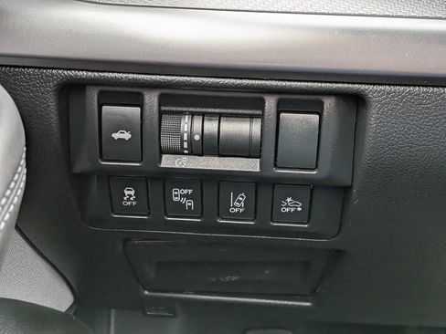 Used 2018 Subaru Legacy 2.5i Premium AWD/4WD image 21