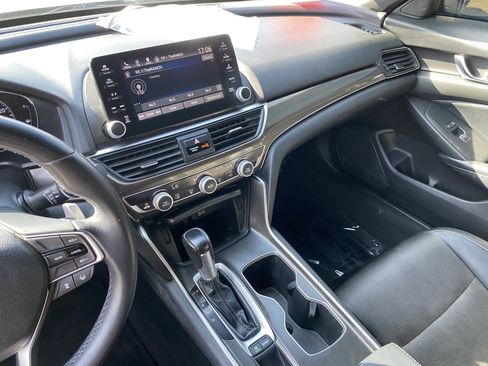 Used 2018 Honda Accord Sport image 13