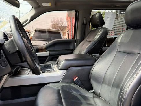 Used 2020 Ford F150 Lariat w/ Equipment Group 502A Luxury AWD/4WD image 11