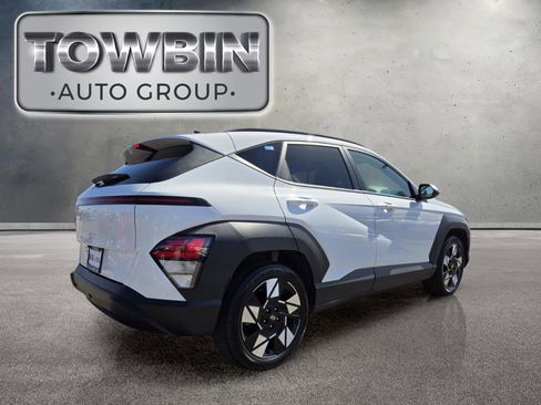 Used 2025 Hyundai Kona SEL FWD image 4