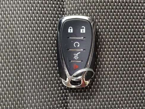 Used 2018 Chevrolet Traverse LT w/ LPO, Cargo Package image 32