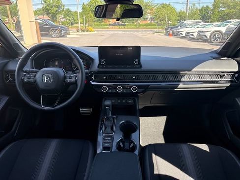 Used 2025 Honda Civic Sport image 12