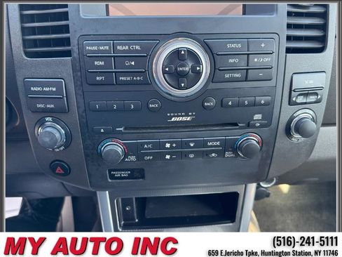 Used 2011 Nissan Pathfinder Silver w/ Protection Pkg image 16