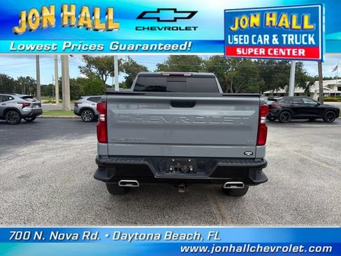 Used 2024 Chevrolet Silverado 1500 LT Trail Boss w/ Convenience Package II AWD/4WD image 9