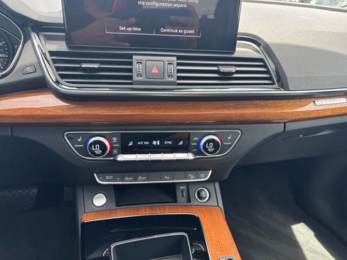 Used 2023 Audi Q5 2.0T Premium AWD/4WD image 17