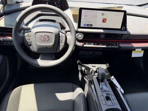 New 2026 Toyota Prius Plug-In Hybrid FWD image 9