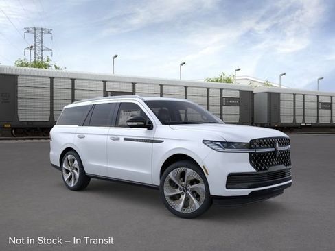 New 2026 Lincoln Navigator Black Label AWD/4WD image 7
