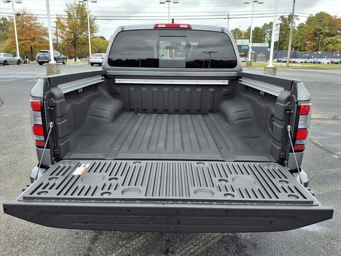 New 2026 Nissan Frontier SV w/ SV Convenience Package image 10