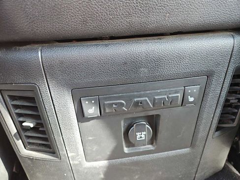 Used 2018 RAM 1500 Limited image 17