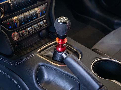 Used 2020 Ford Mustang Shelby GT350 w/ Technology Package image 15