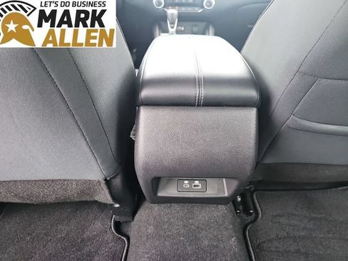Used 2025 Nissan Altima 2.5 SV FWD image 20