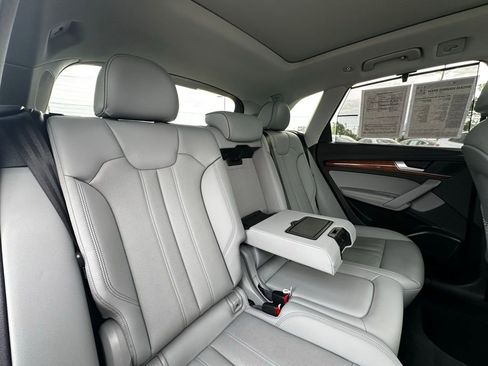 Used 2022 Audi Q5 2.0T Prestige image 18