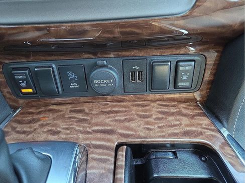 Used 2018 Nissan Armada SL w/ Premium Package image 22