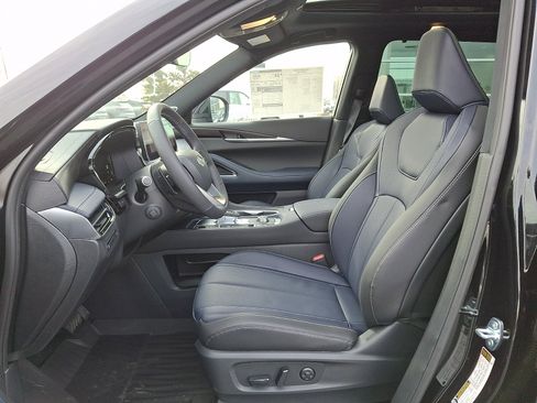 New 2026 INFINITI QX60 Sport image 9