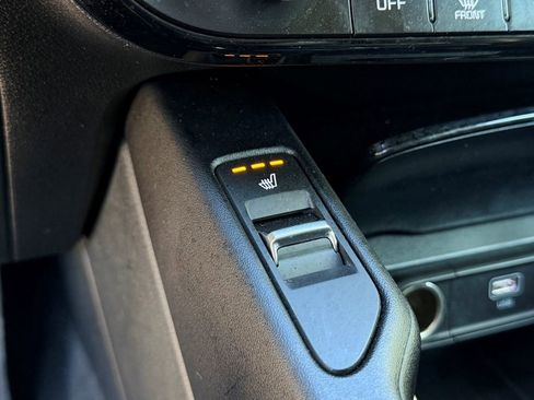 Used 2025 Kia Telluride S FWD image 27