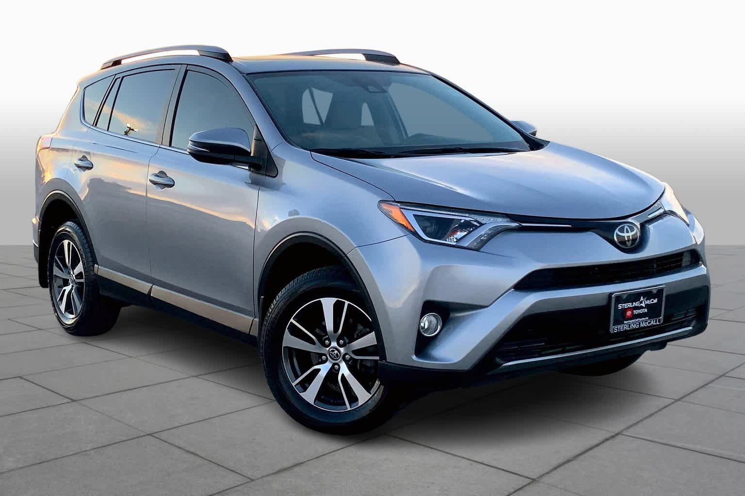 Used 2018 Toyota RAV4 XLE w/ Plus Extra Value Package FWD image 4