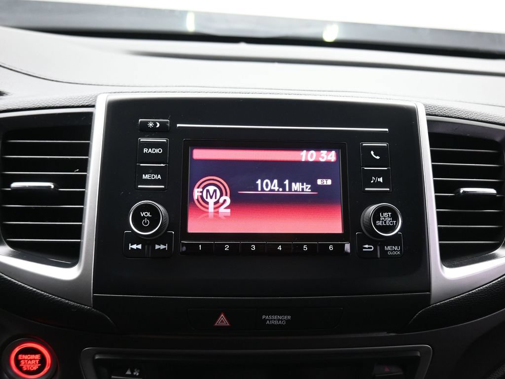 Used 2019 Honda Pilot LX image 17