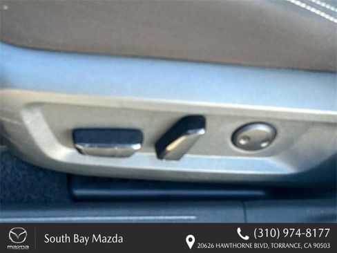 Used 2023 Nissan Rogue SV image 23