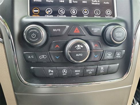 Used 2018 Jeep Grand Cherokee Limited w/ Trailer Tow Group IV image 24