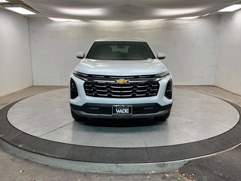 Used 2025 Chevrolet Equinox LT image 9