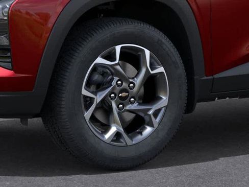New 2026 Chevrolet Trax LT w/ LT Convenience Package FWD image 9