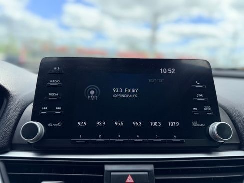 Used 2019 Honda Accord LX image 22