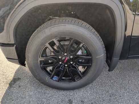 New 2026 GMC Sierra 1500 Elevation image 2