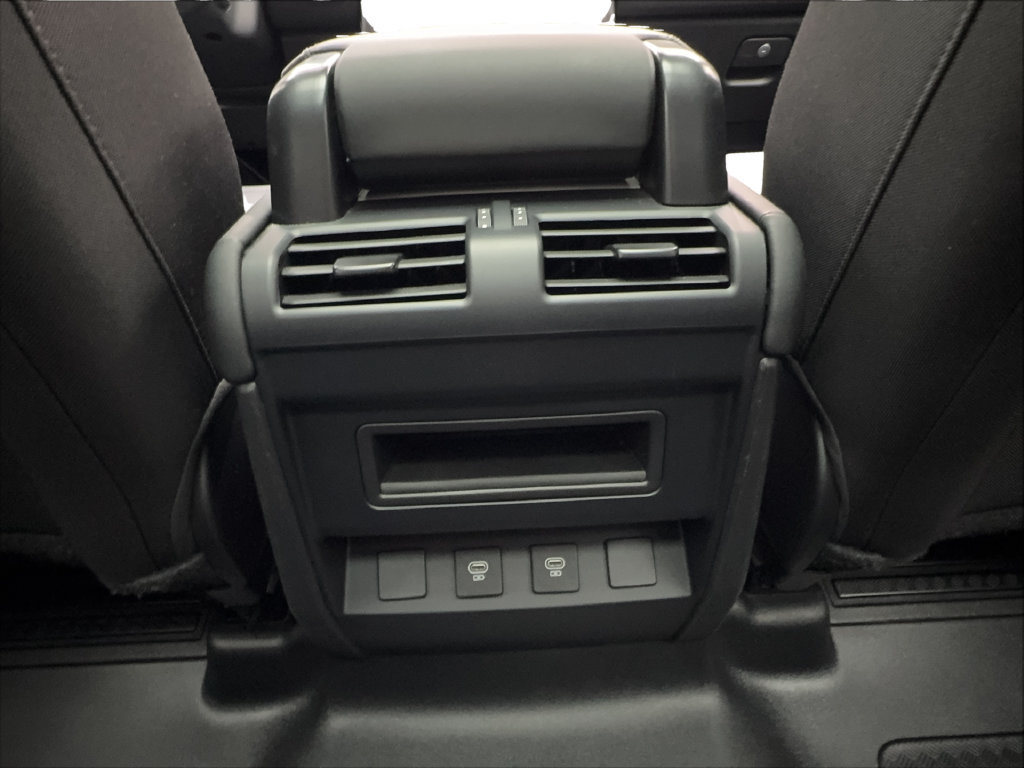 Used 2025 Land Rover Defender 110 S AWD/4WD image 40
