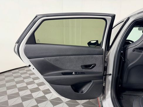 Used 2025 Hyundai Elantra N FWD image 27